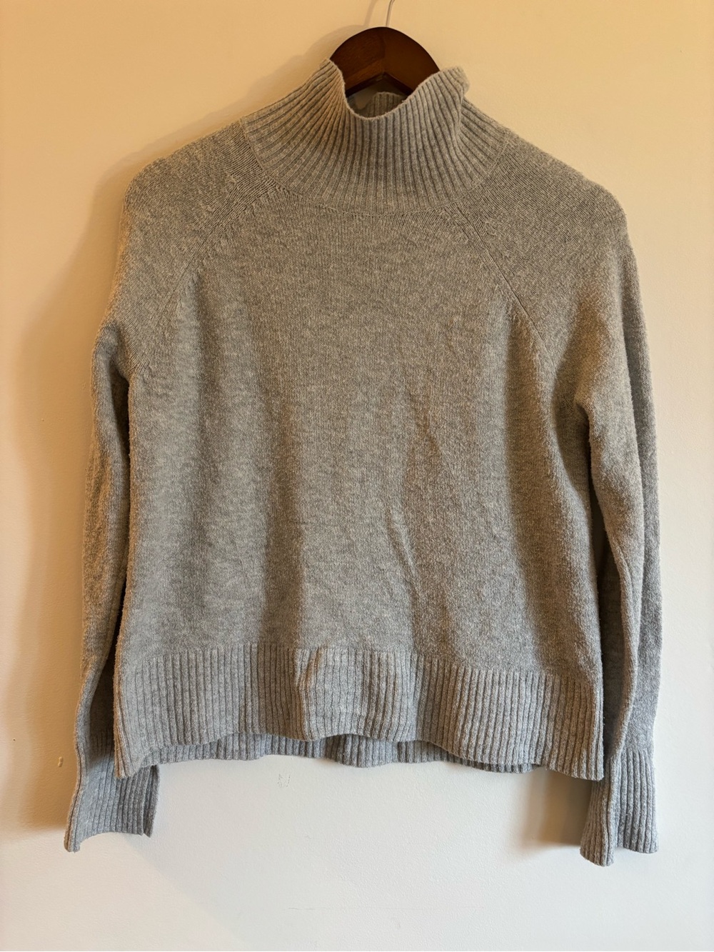 Banana Republic Light Gray Turtleneck Sweater